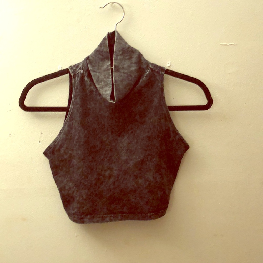 Gray crop top